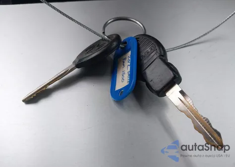 2012 Ram 1500 St из США, поврежденный, VIN 1C6RD7FP7CS284820